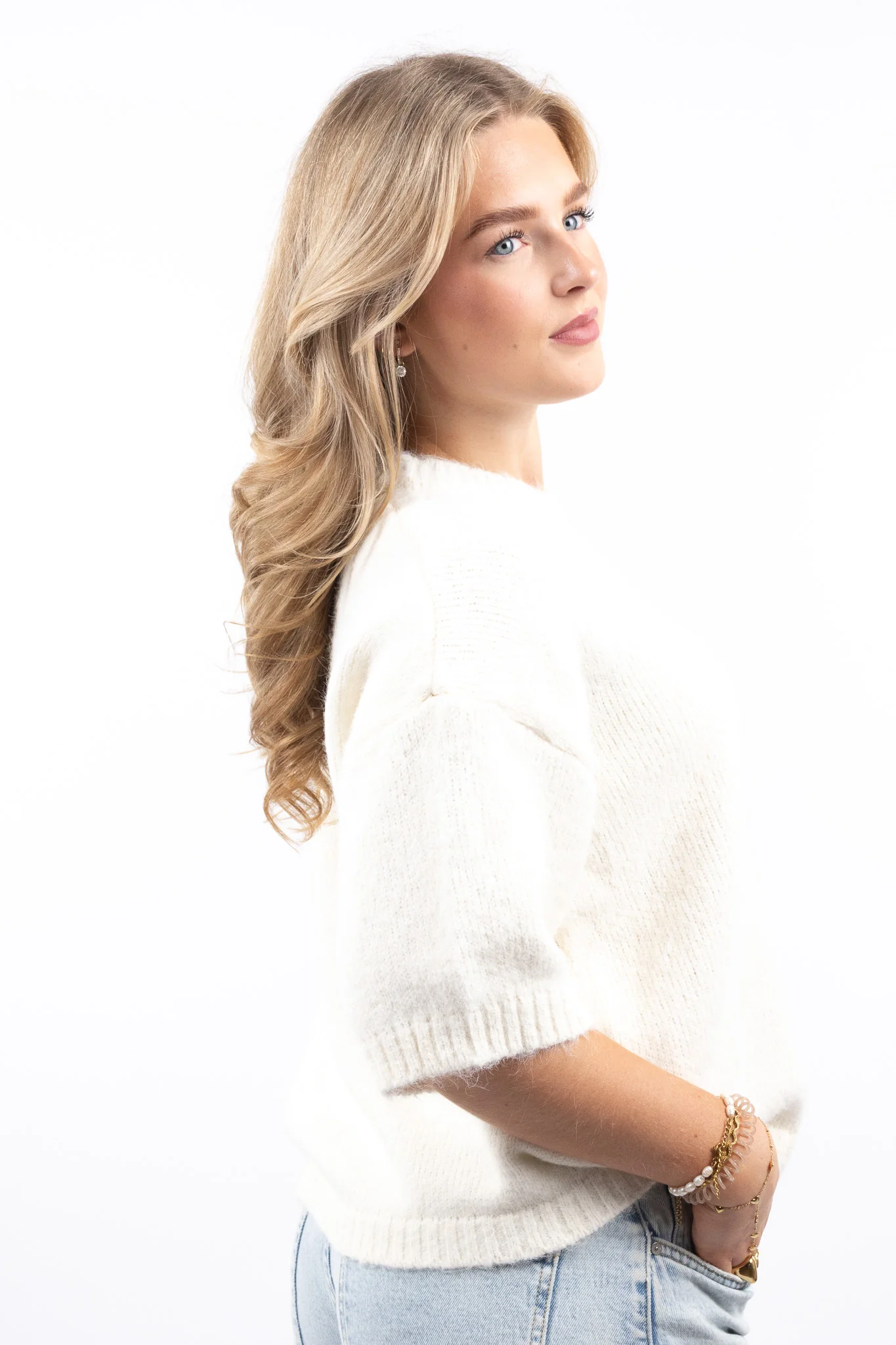 Casual Studio Knit - Image 12