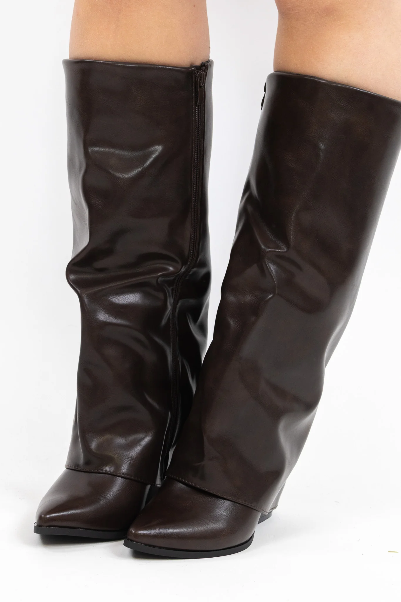 Classic Leather Boot - Image 2