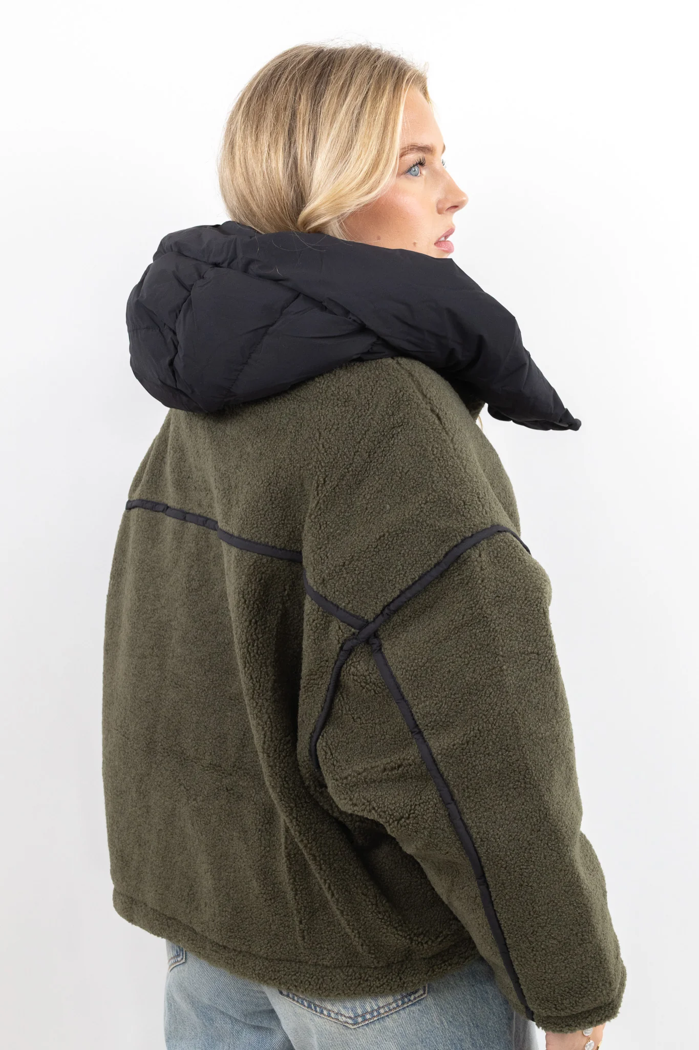 Cozy Teddy Jacket - Image 2