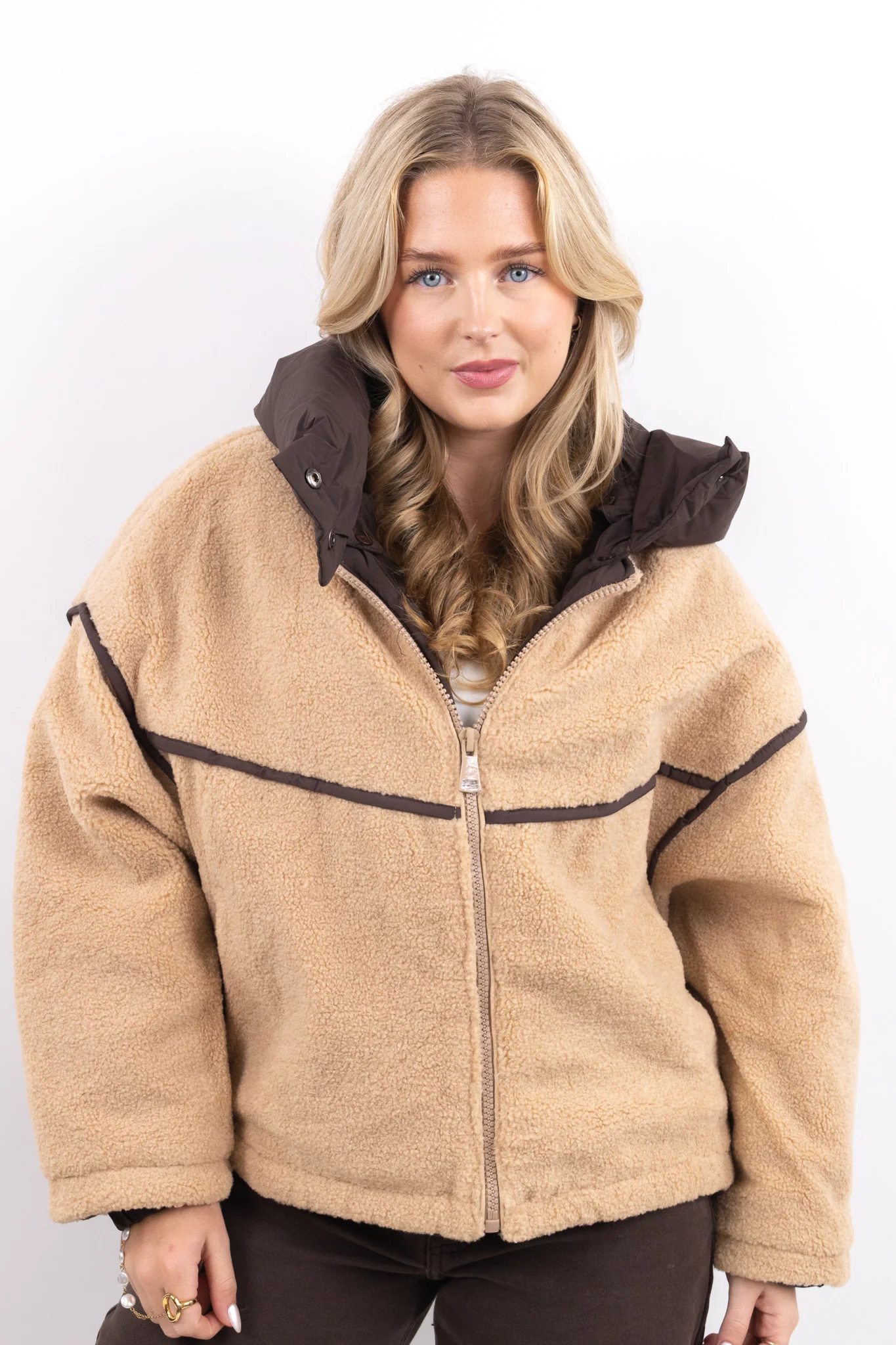 Cozy Teddy Jacket - Image 9