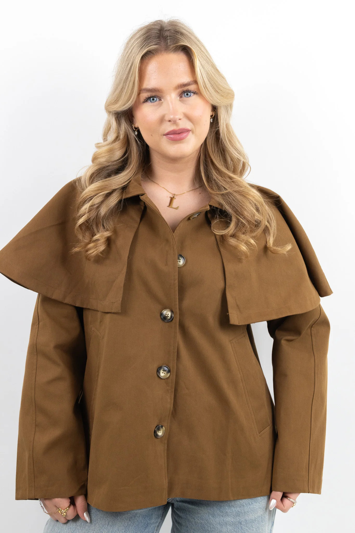 Elegant Cape Trench - Image 5