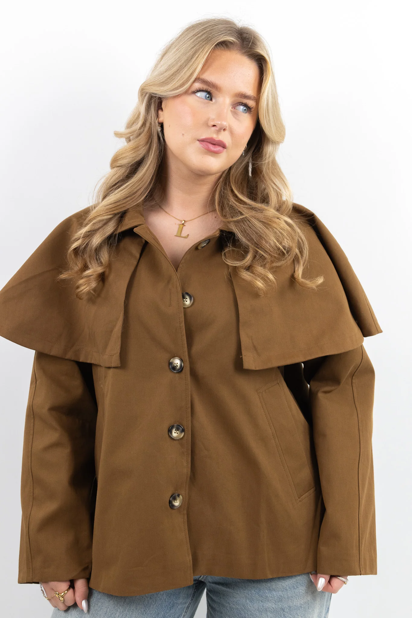 Elegant Cape Trench - Image 6