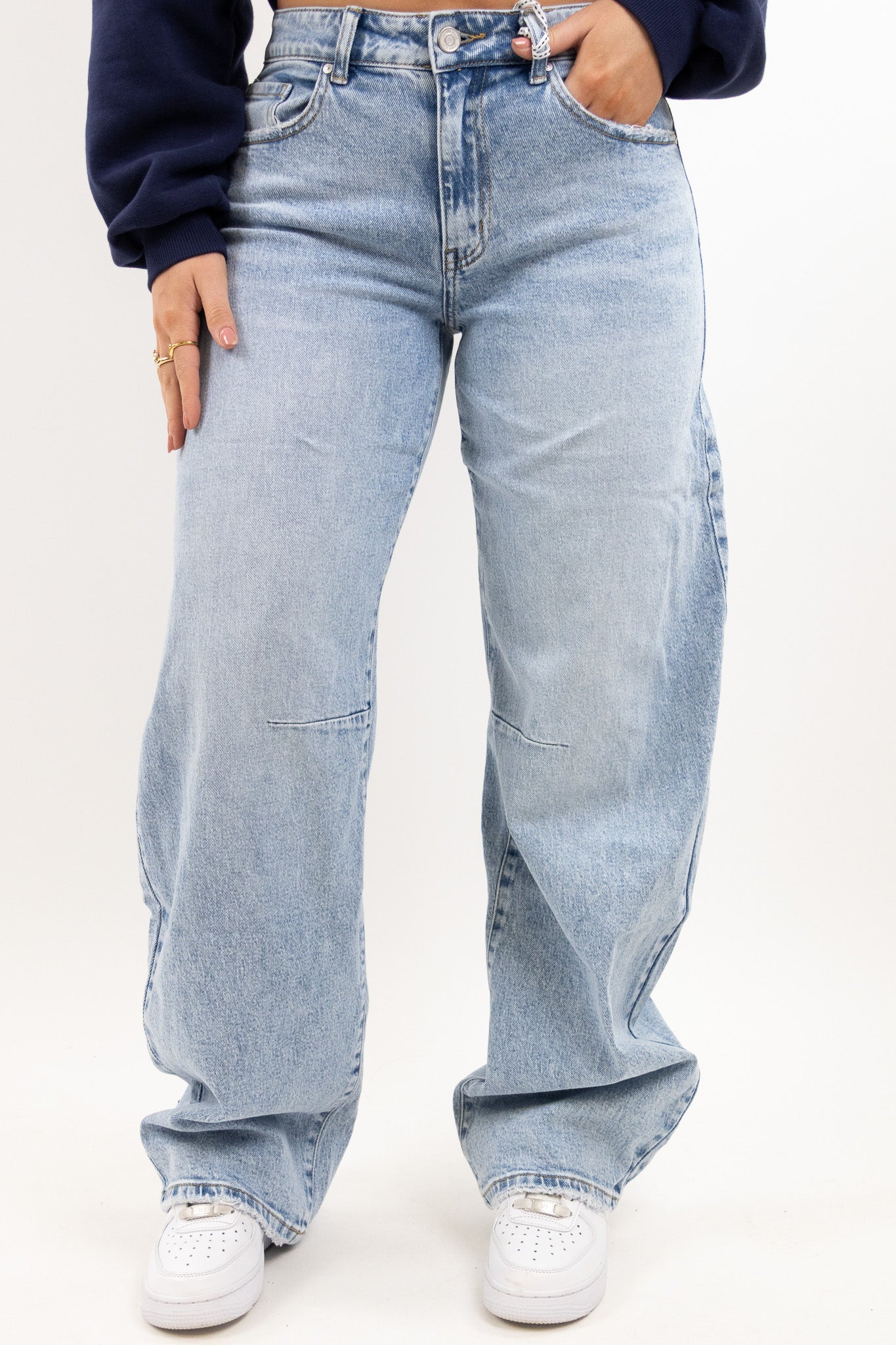 Gaia balloon jeans - Image 26