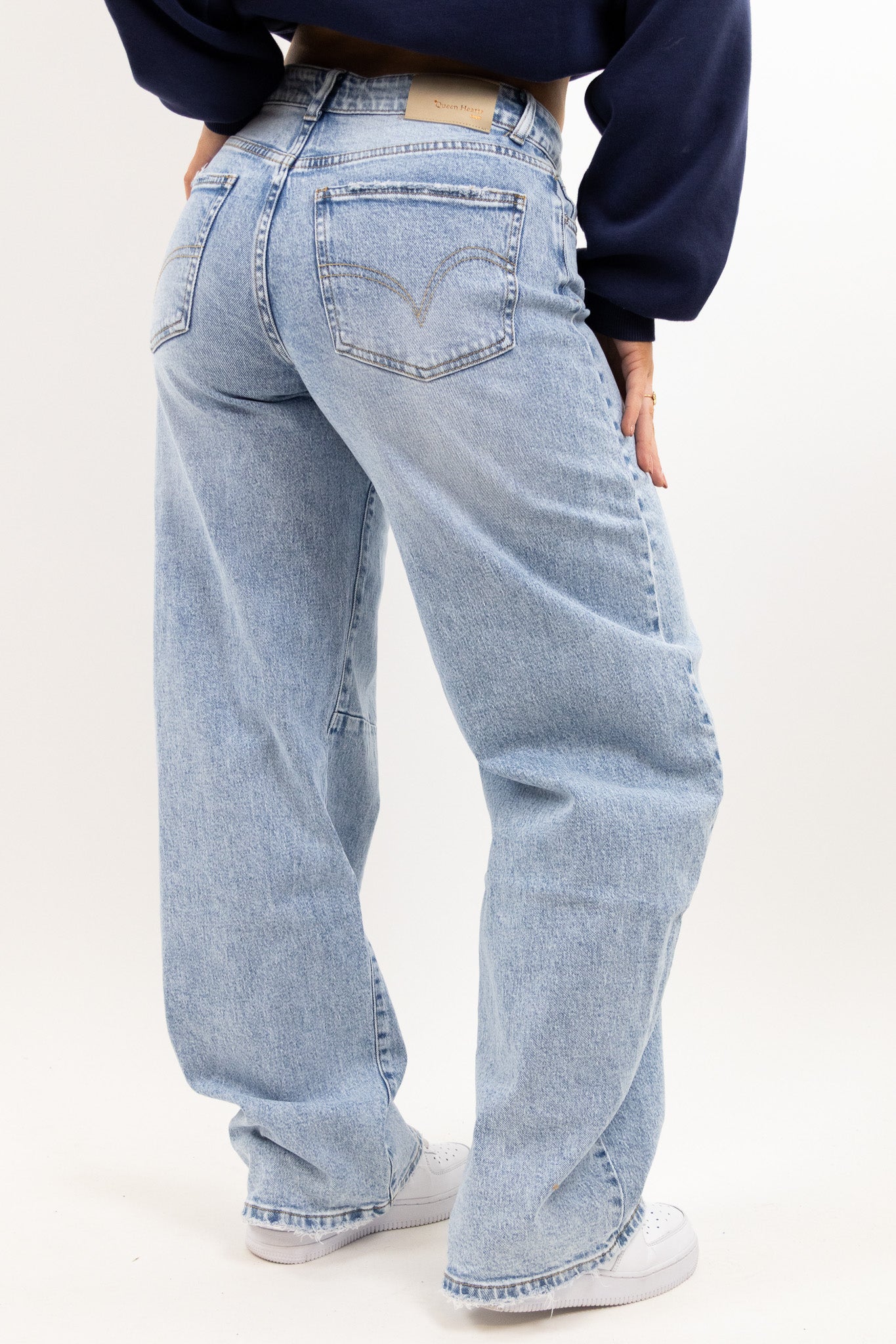 Gaia balloon jeans - Image 32