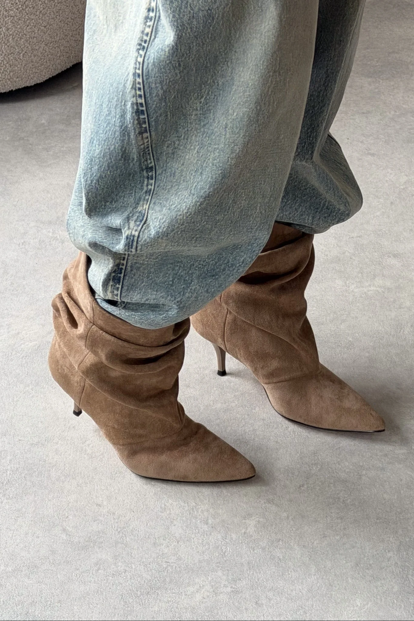 Iconic Suede Slouch Heels - Image 2