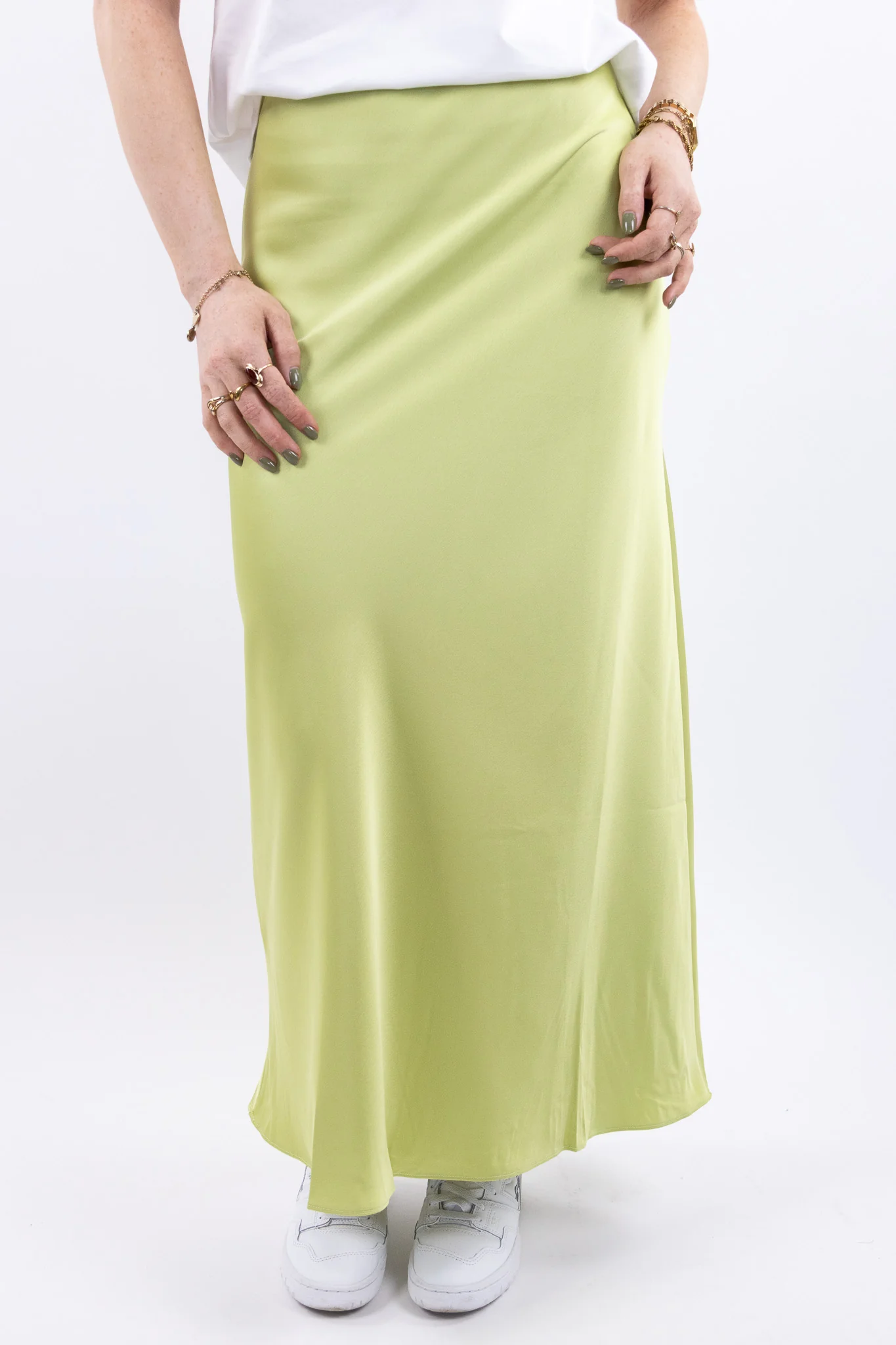 Rae satin skirt