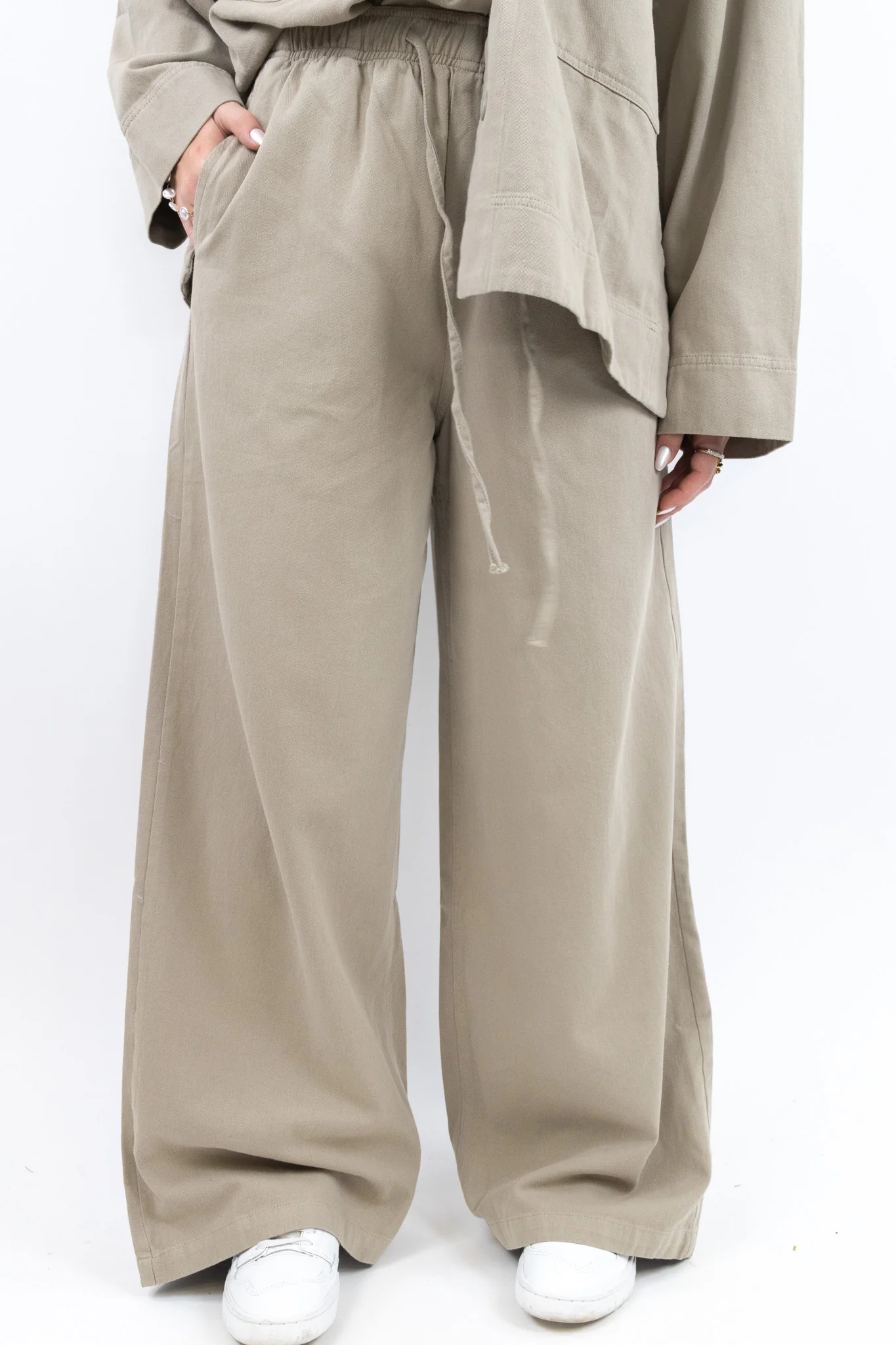 Relaxed Fit Trousers - Image 5